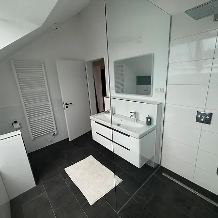 Apartamento Modernes Und Geraeumiges Wohlfuehlloft